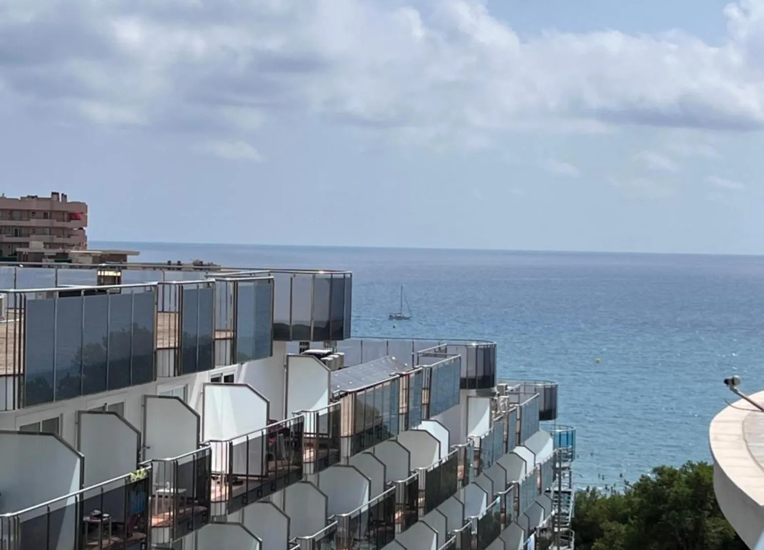 Quiet Salou Beach Front Aparthotel